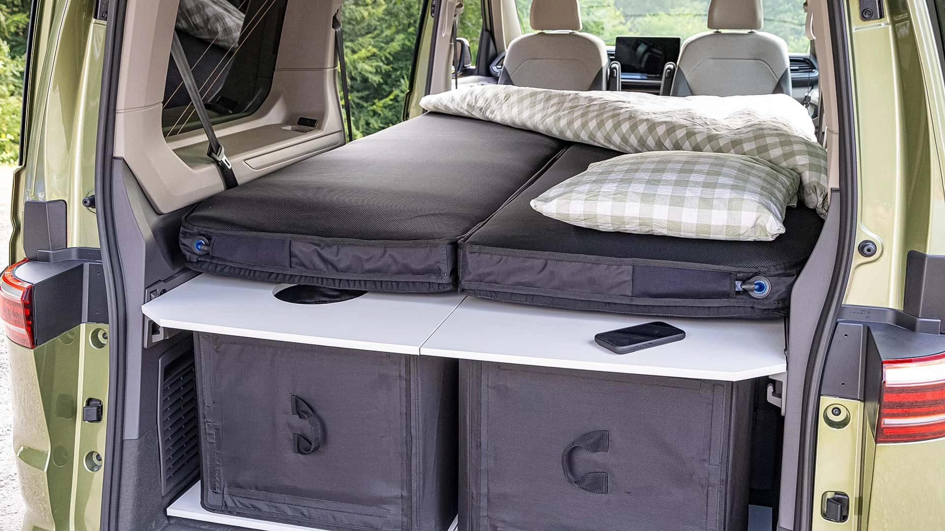 Vw california beach 2026 mit ausbau von stuff bubble (3)